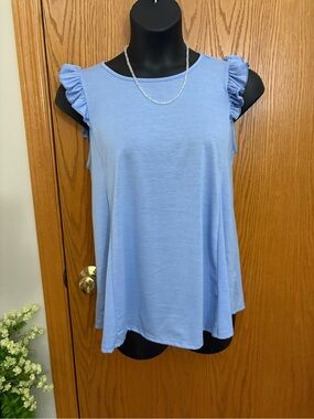 Perfect Peach Women's Light Blue Ruffle-Shoulder Tank Top L